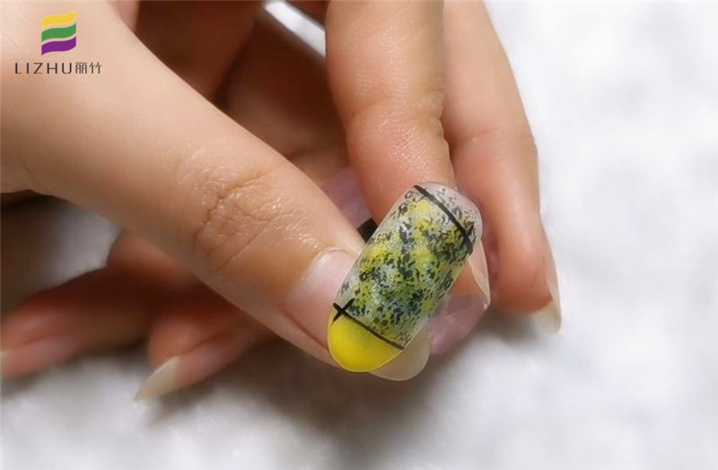 美甲基礎知識（貼甲，卸甲）技巧