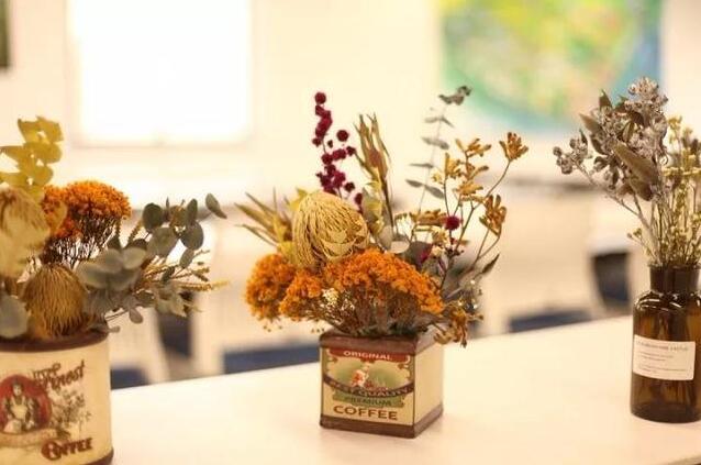 如何插干花？南寧花藝鮮花學(xué)校教你