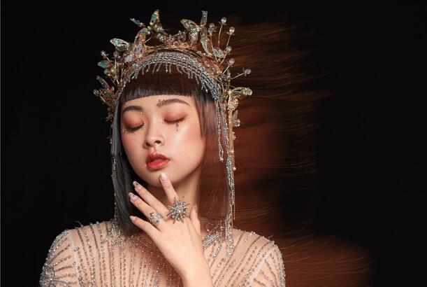奢華復(fù)古造型，詮釋南寧學(xué)化妝哪家專業(yè)