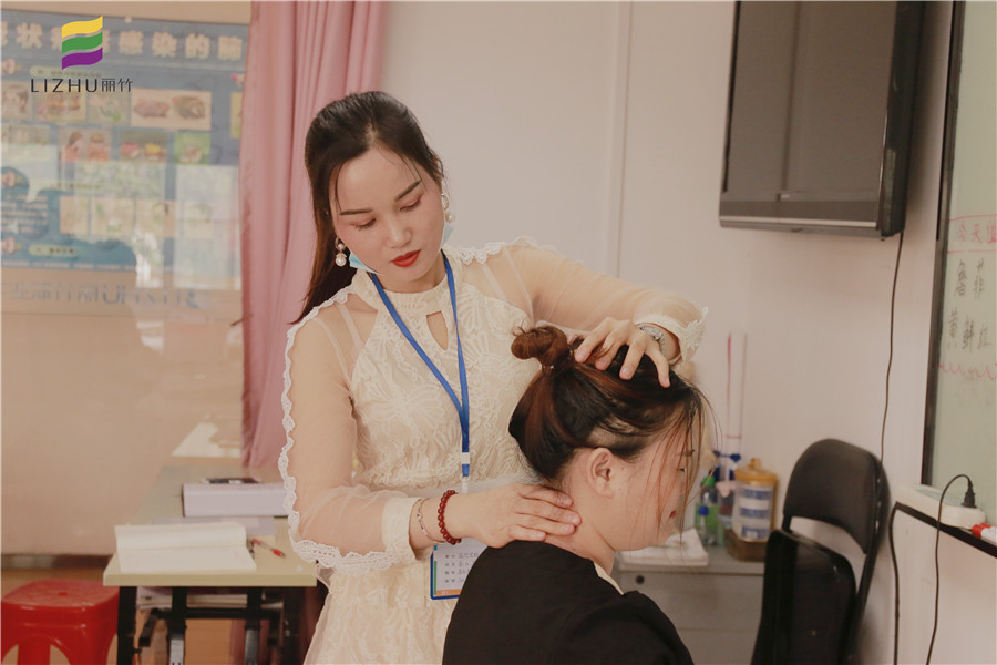 南寧專業(yè)美容培訓：中醫(yī)推拿的操作要領