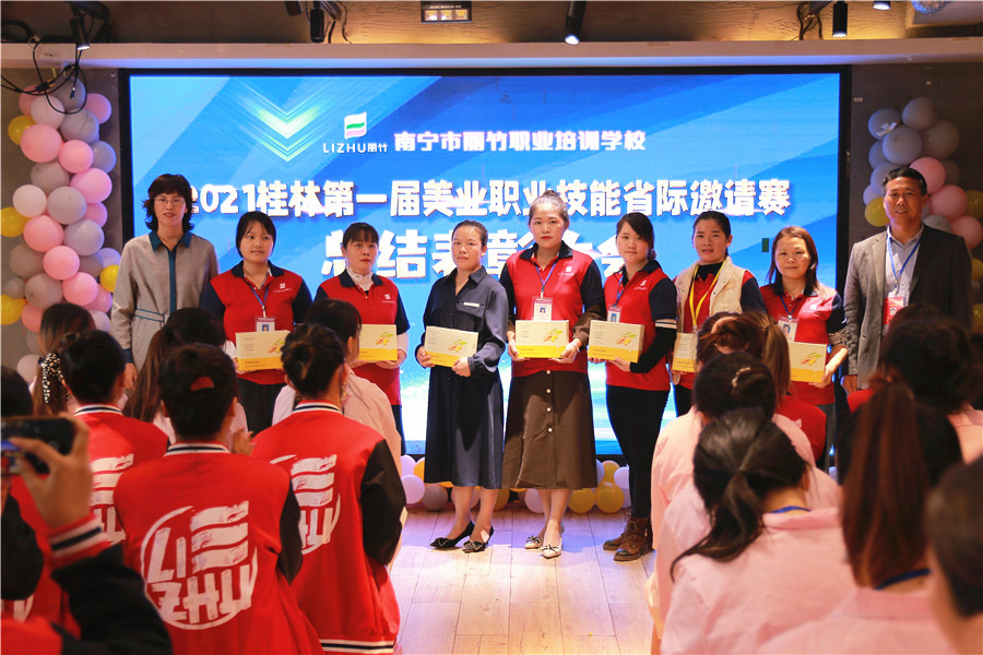 學生代表合照.JPG