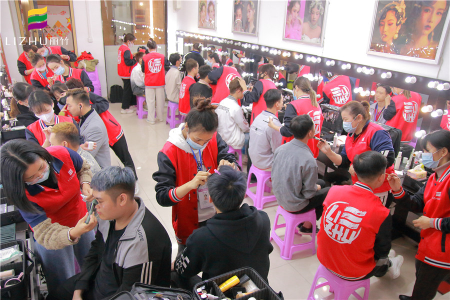 男士妝容的化妝技巧，南寧彩妝培訓(xùn)分享