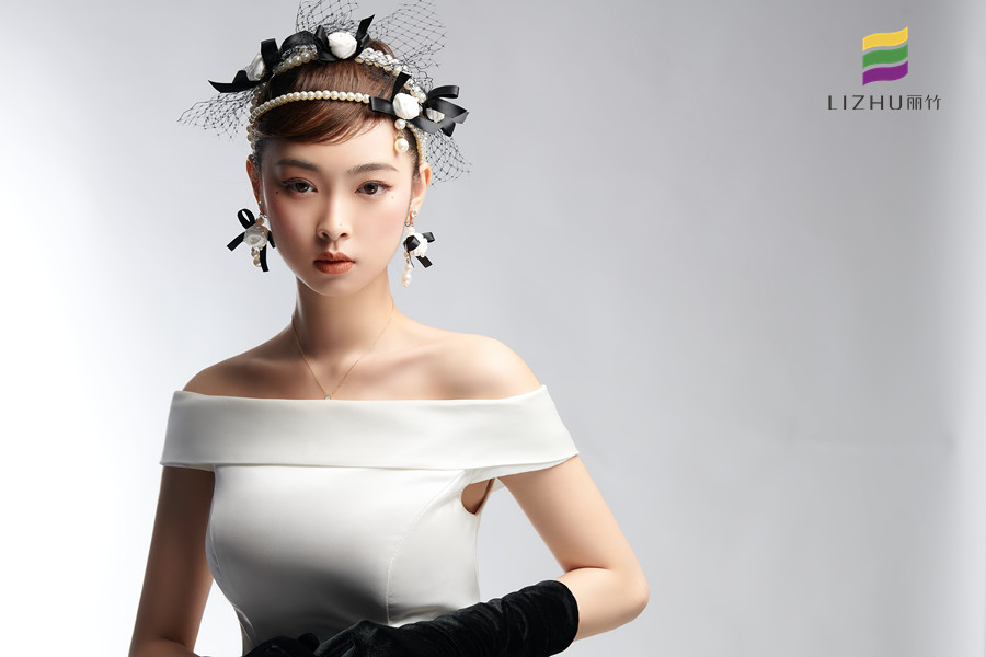 為什么新娘妝顯老？廣西彩妝教材給你分析