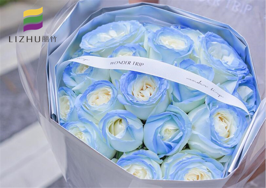 圓形花束的特點(diǎn)，歡迎到廣西插花培訓(xùn)學(xué)校學(xué)習(xí)