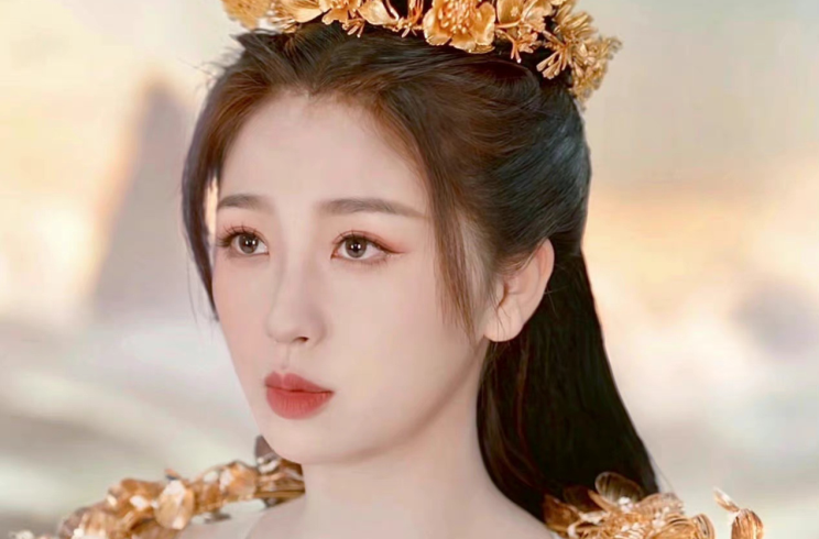 息山神女的眼妝教程，真的又仙又御