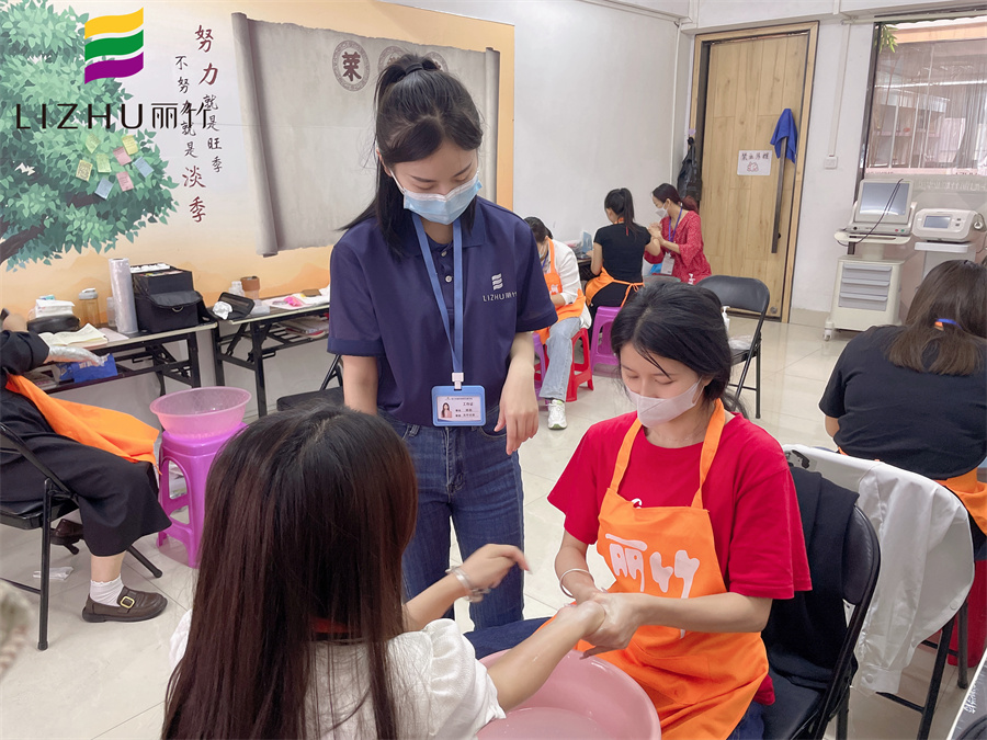 美甲手部護(hù)理的重要性，廣西美甲實(shí)操教學(xué)