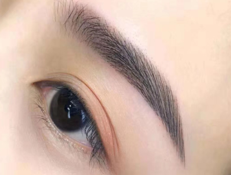 紋眉的價格怎么決定？南寧紋繡十大名校揭秘