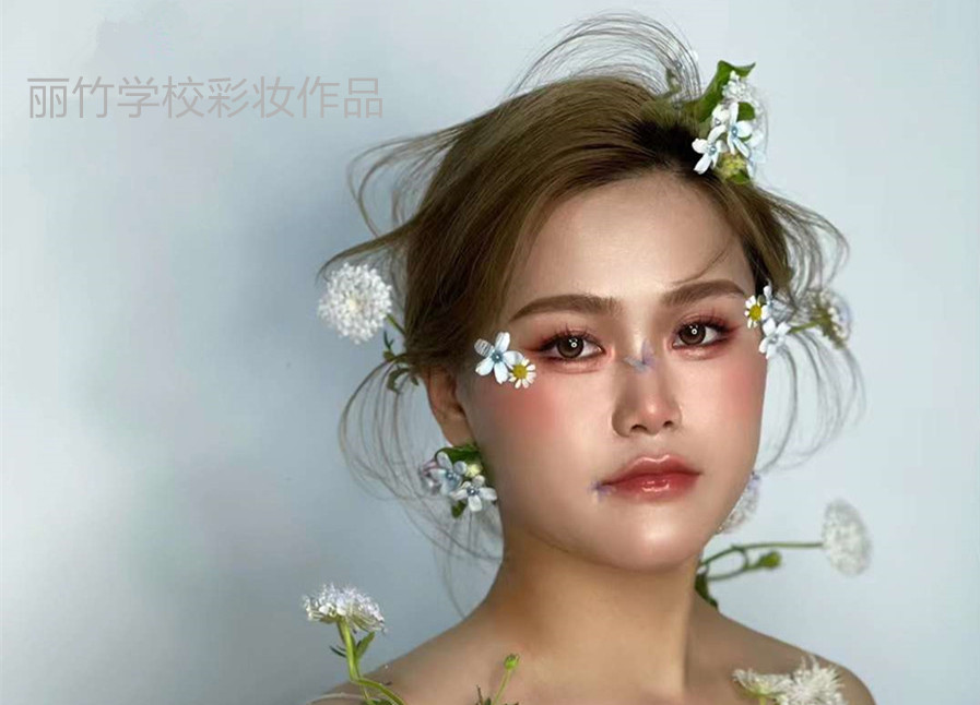抽絲新娘造型，零基礎(chǔ)學(xué)化妝作品