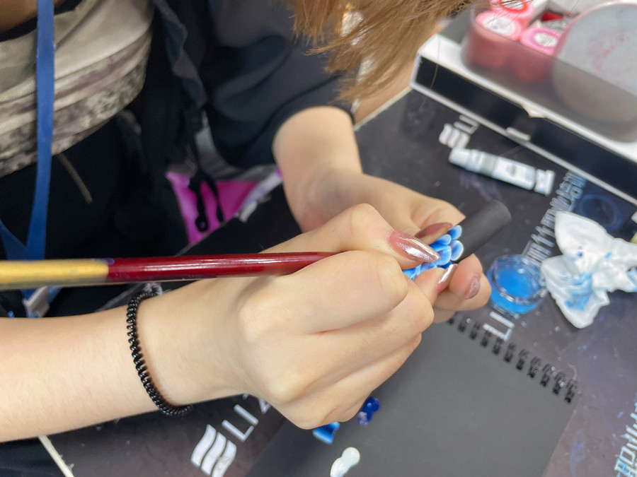 美甲排筆彩繪技巧，廣西美甲培訓