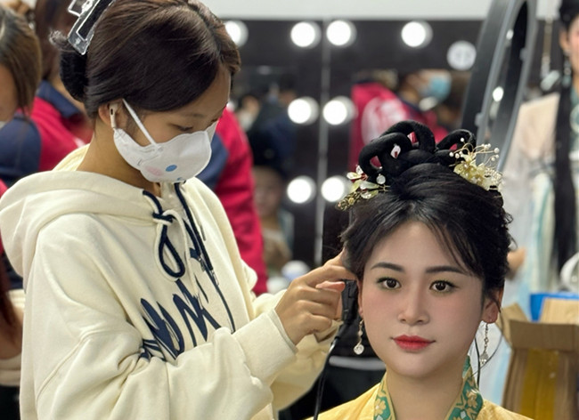 漢服造型設(shè)計，南寧培訓(xùn)漢服造型師作品