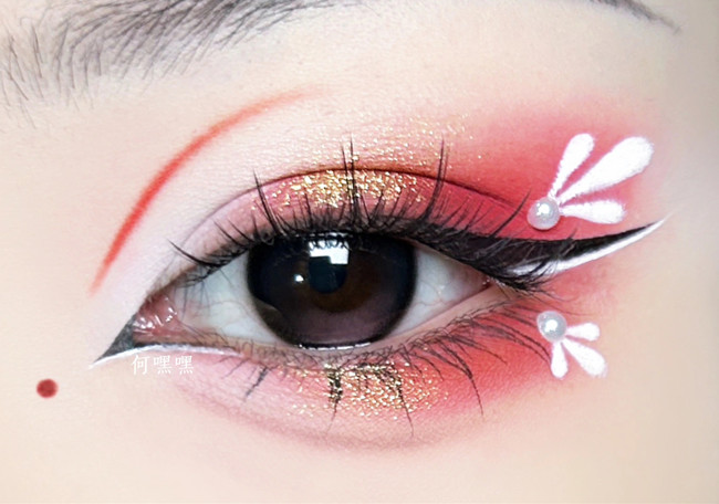 ?玉蘭花眼妝教程，零基礎(chǔ)化妝學(xué)習(xí)