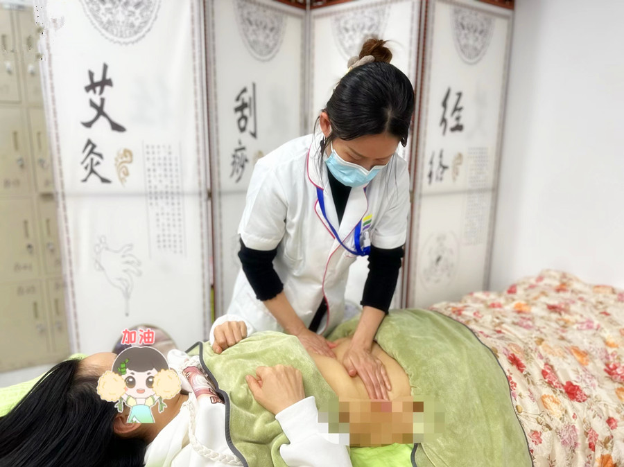 揉按腹部的好處，廣西美容美體專業(yè)學院分享