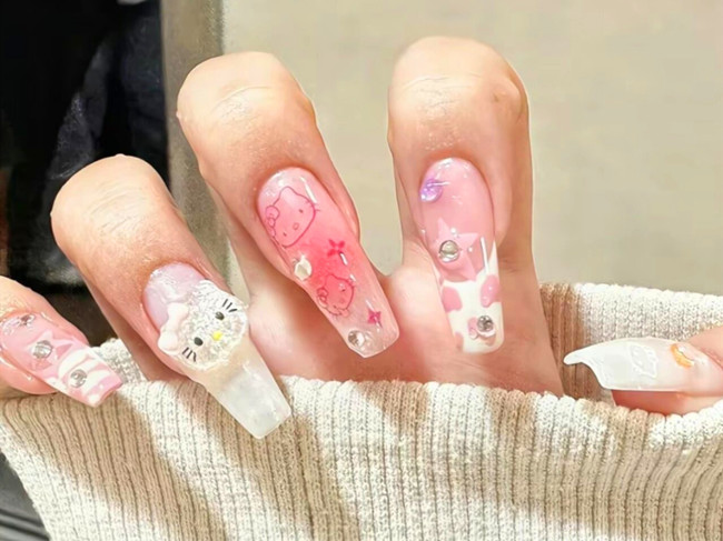凱蒂貓美甲，南寧美甲款式造型學(xué)校分享