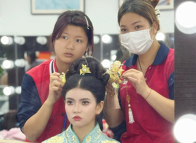 秀禾妝容，用實(shí)力展現(xiàn)廣西彩妝學(xué)校哪家有實(shí)力？
