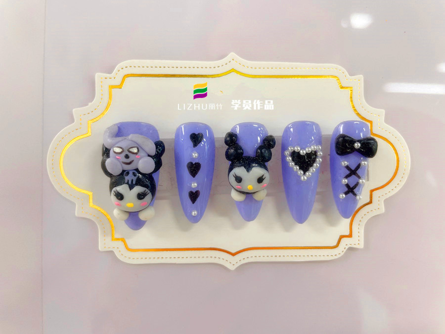 雕花+彩繪美甲，廣西美甲進(jìn)階培訓(xùn)