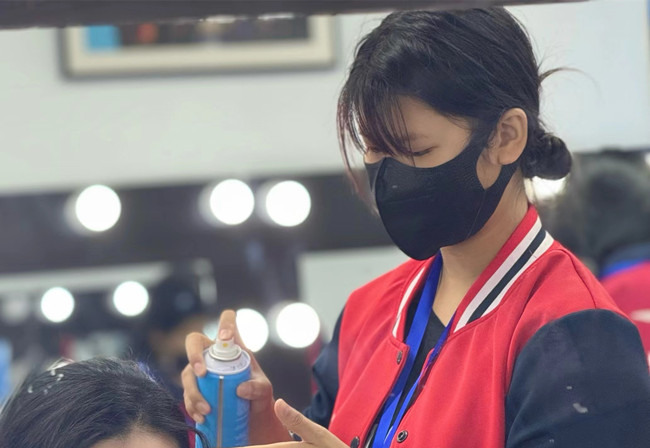清冷風中式造型，南寧化妝師培訓學員作品