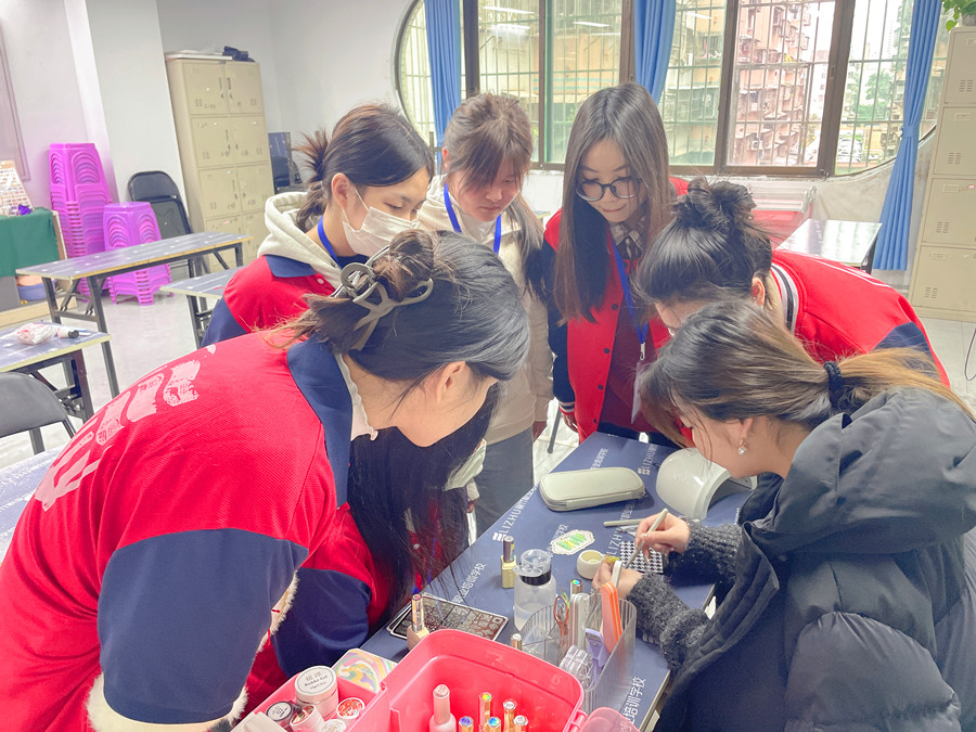 春日清新美甲，廣西美甲進修提升作品解析