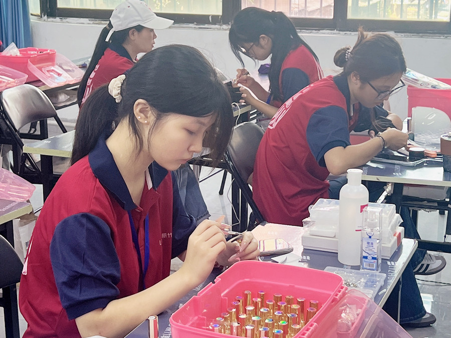單色美甲練習(xí)，南寧美甲課堂隨拍
